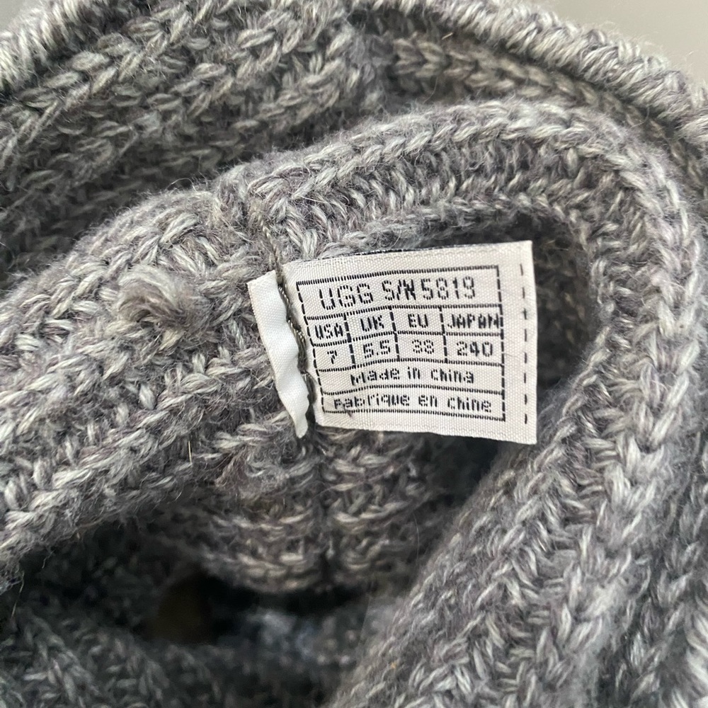 UGG Australia Classic Cardy Sweater Boots - Picture 4 of 9